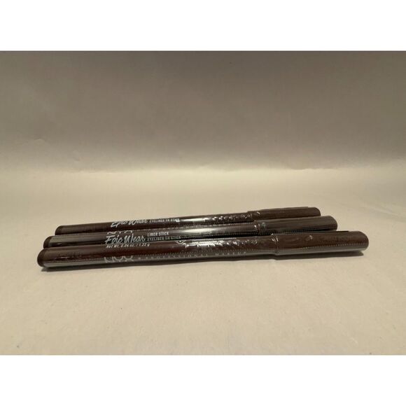 NYX Professional Makeup Retractable Waterproof Lip Liner x3 - Picture 2 of 4